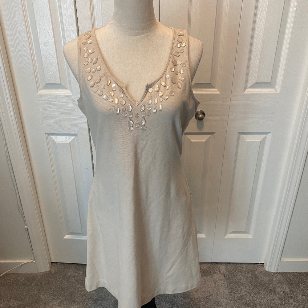 Women’s size L sleeveless dress